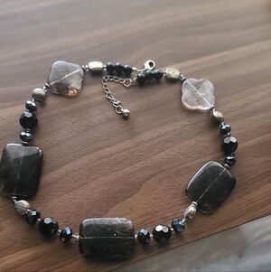 💕Elegant Black/Brown Beaded Necklace